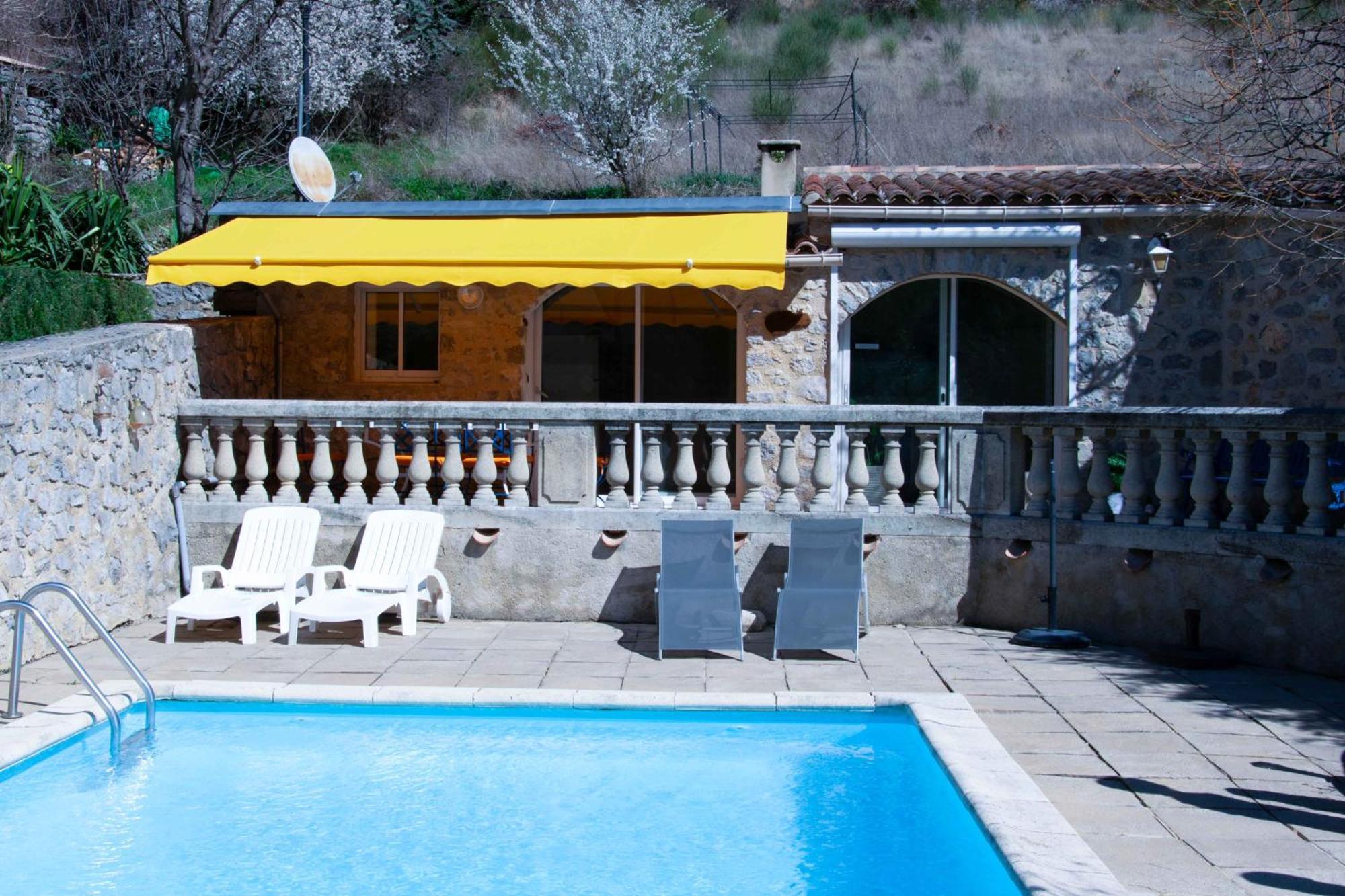 Les Grands Pres Des Baronnies Vendégház La Roche-sur-le-Buis Kültér fotó